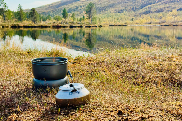 Mehr über den Artikel erfahren Hiking im hohen Norden – Was muss alles mit?