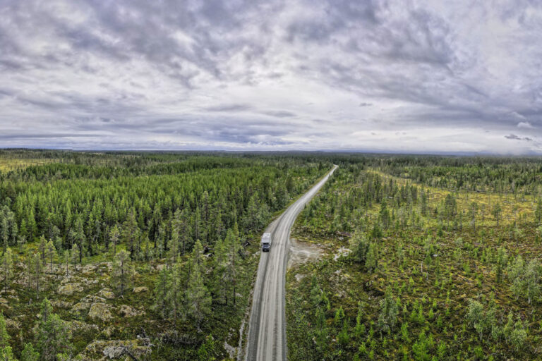 Mehr über den Artikel erfahren Unsere 10 besten Reiseführer für Schweden mit Wohnmobil & Camper