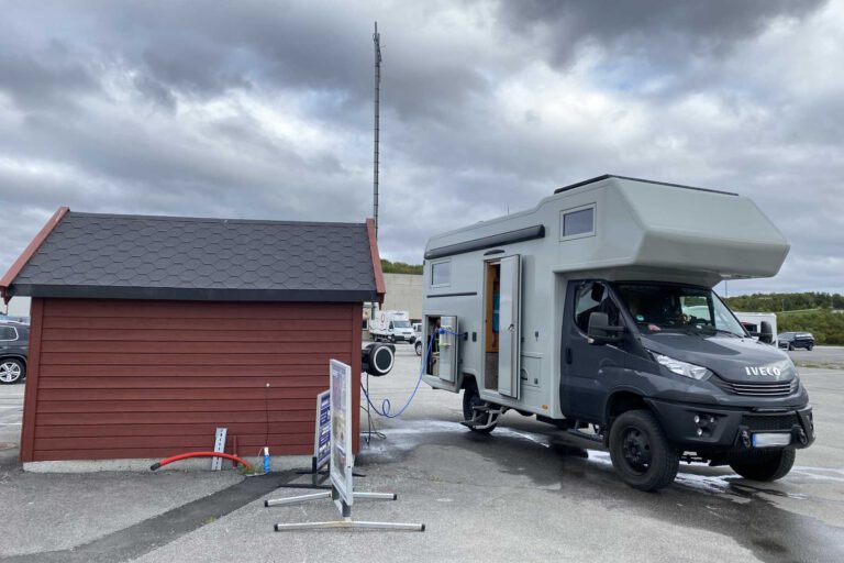 Mehr über den Artikel erfahren Ver- und Entsorgung mit dem Wohnmobil in Norwegen