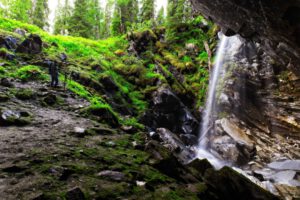 Mehr über den Artikel erfahren Korallgrottan: Wanderung zu Schwedens längster Höhle