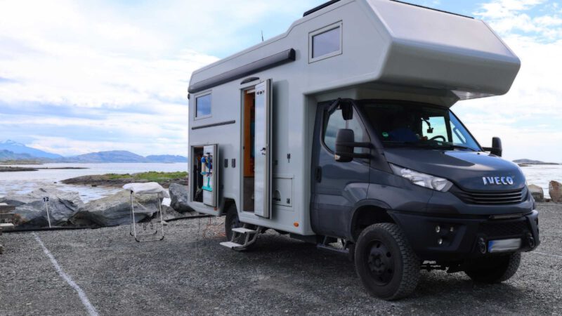 Stauraum im Wohnmobil: Transportboxen & Ladungssicherung