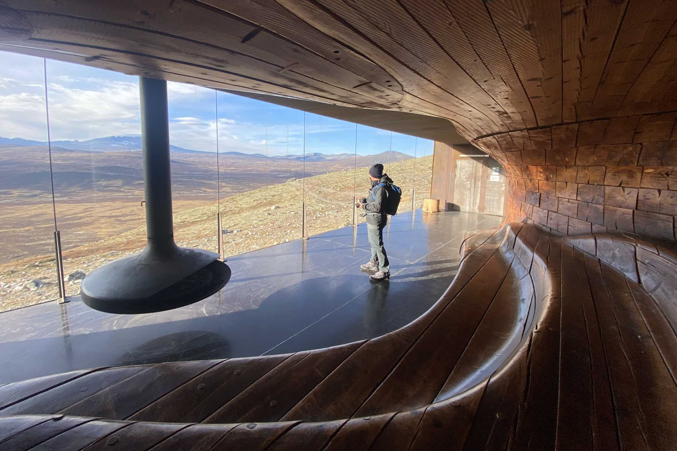 Du betrachtest gerade Viewpoint Snøhetta: Wanderung zum Aussichtspunkt im Dovrefjell