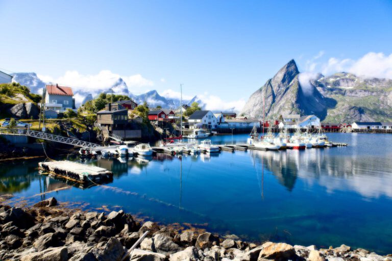Mehr über den Artikel erfahren Angeln in Norwegen: Angelschein, Fiskekort & Regeln