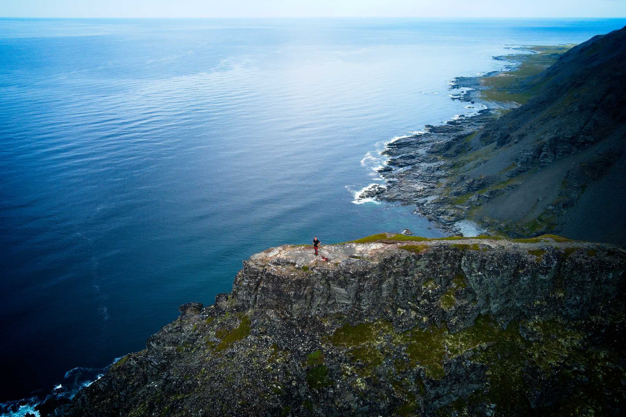 Du betrachtest gerade Tanahorn Wanderung bei Berlevåg: Unsere Tour zum Gipfel