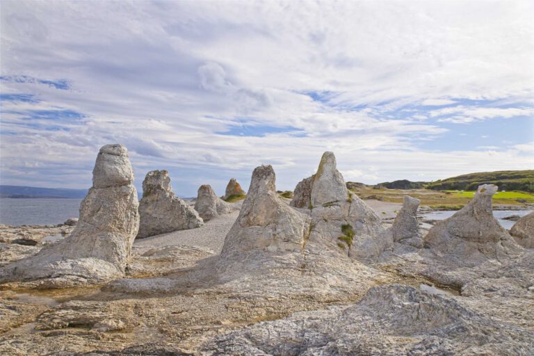Mehr über den Artikel erfahren Trollholmsund Wanderung: Zu den steinernen Trollen am Porsangerfjord