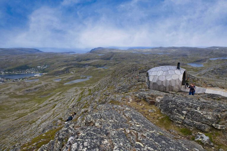 Mehr über den Artikel erfahren Tyvenhytta Wanderung: Über die Sherpatreppe auf den Tyven